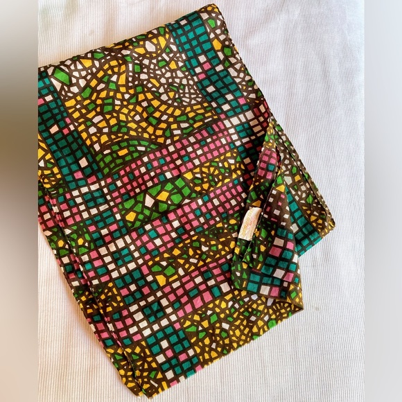 Vintage Saks Fifth Avenue Silk Made in Switzerland Stained Glass Motif Scarf - Picture 6 of 13